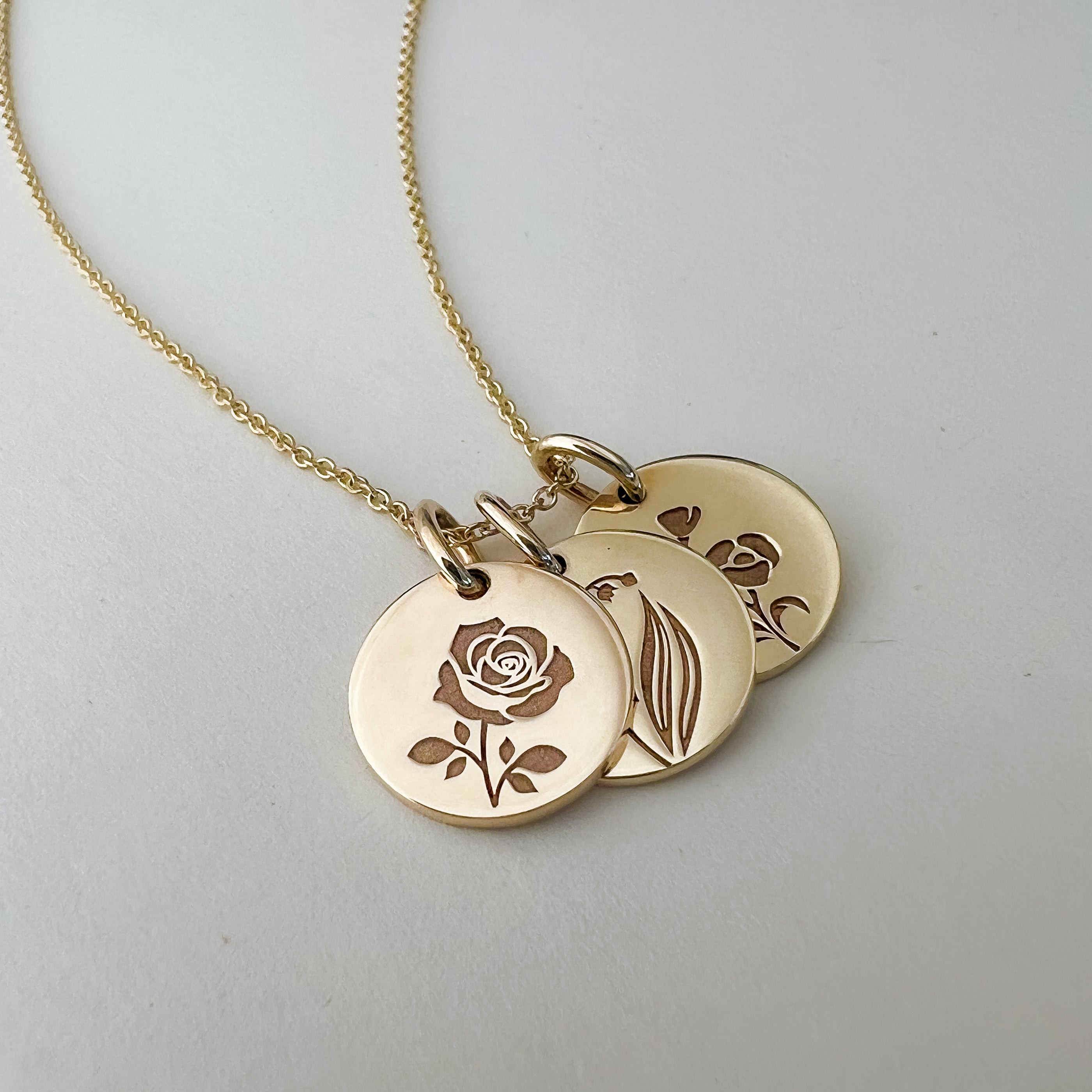 Birth flower necklace
