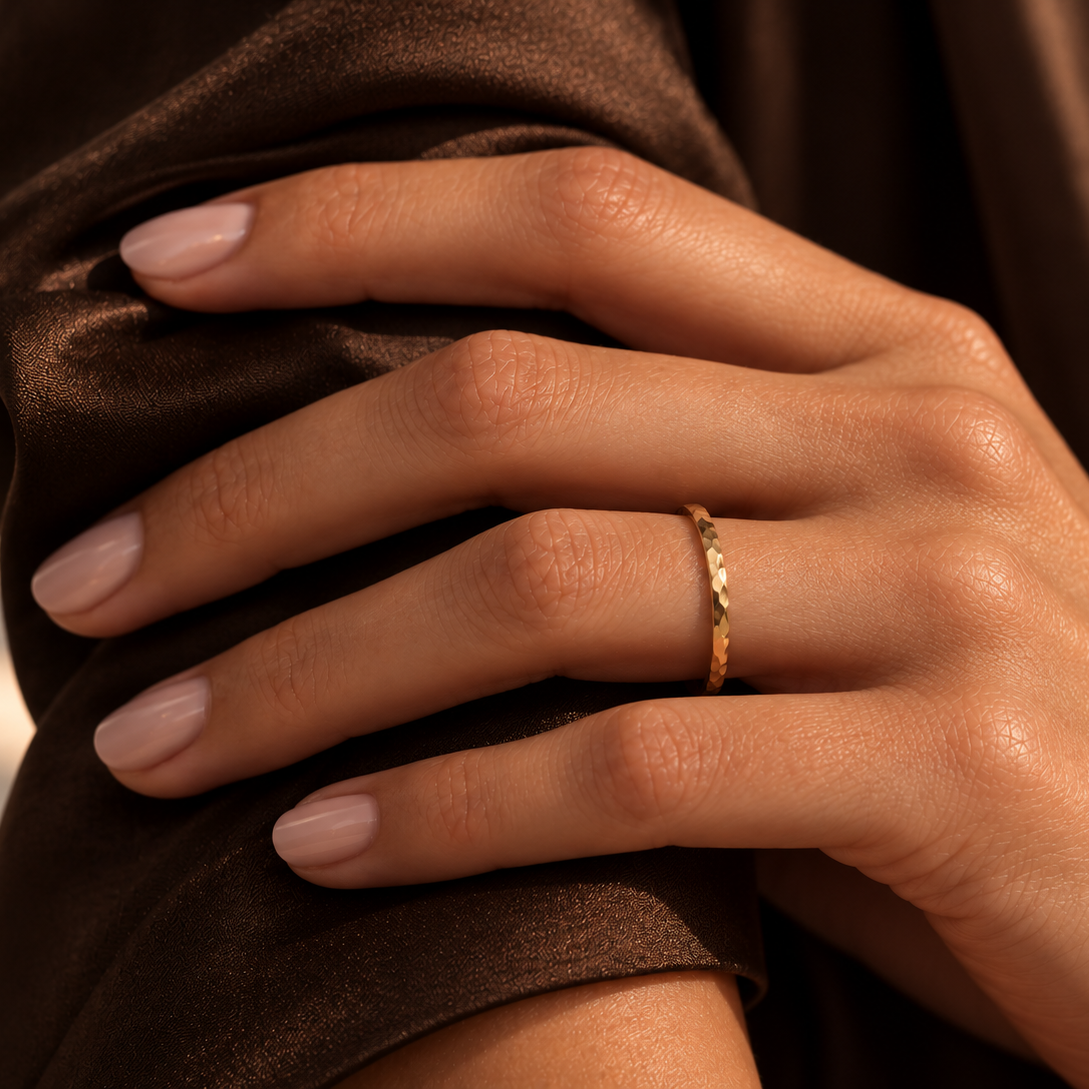 Hammered ring