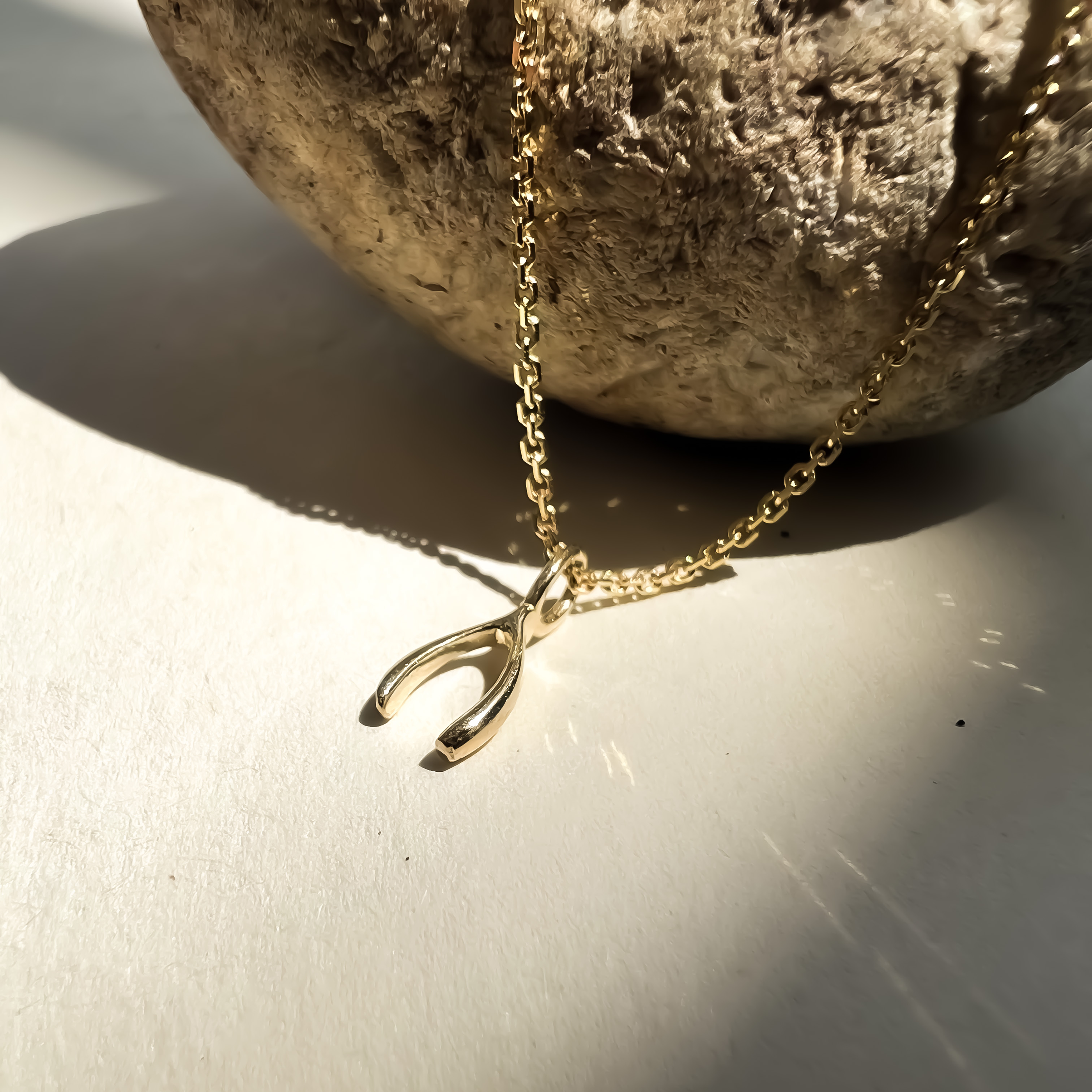 Collier Wishbone