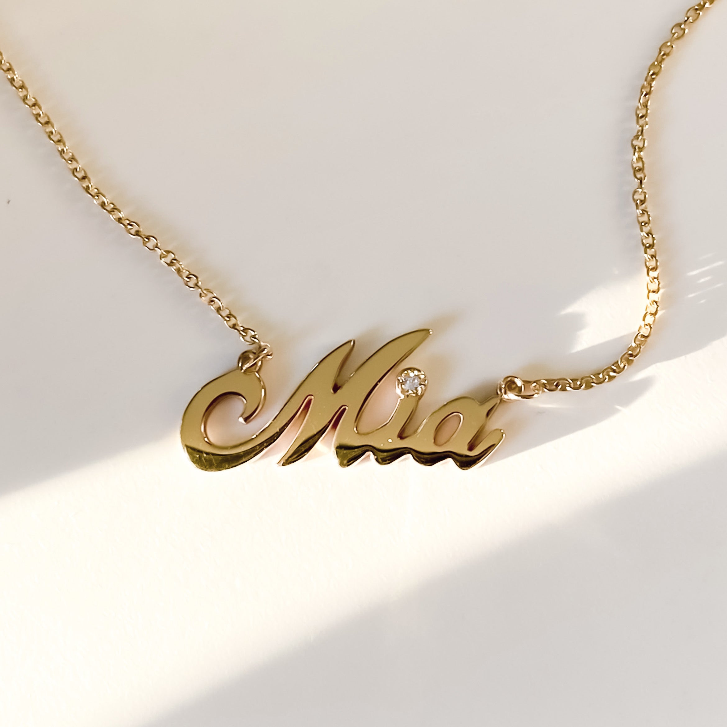 Personalized first name necklace