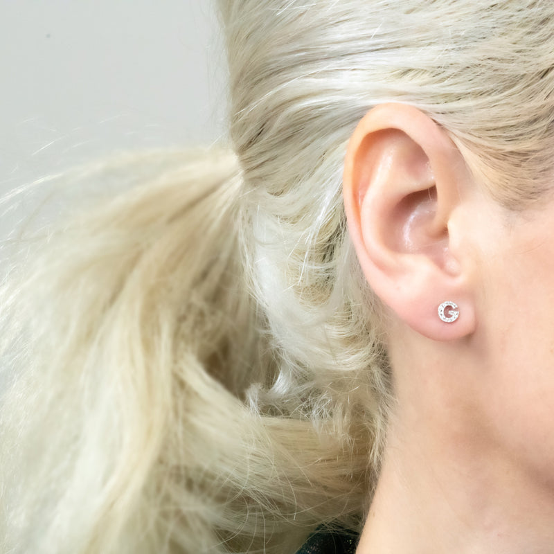 Boucles d'oreilles initiales - pavé diamants
